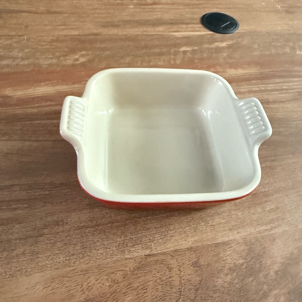 Le Creuset Heritage Stoneware Baker Cerise Approx 6in x 6in